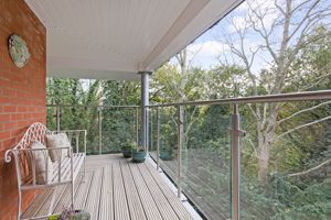 Photo 17- click for photo gallery